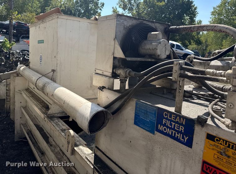 image for item EV1833 Balemaster 1772-A horizontal baler