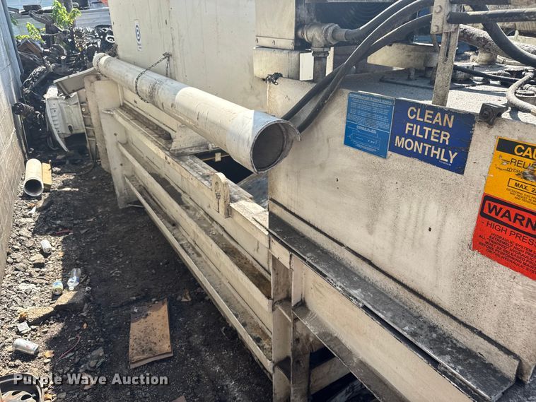 image for item EV1833 Balemaster 1772-A horizontal baler