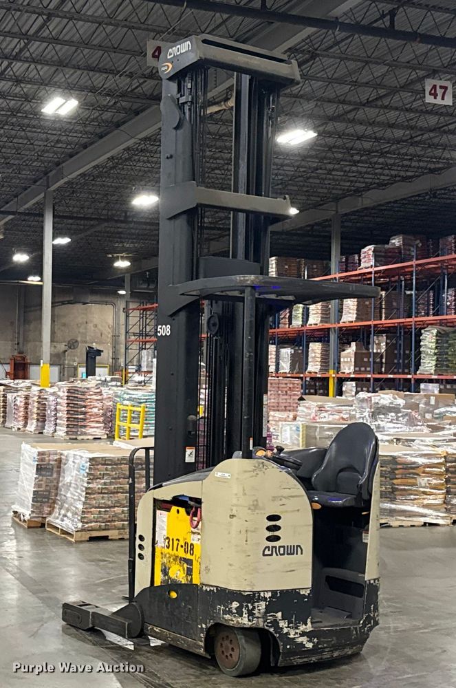 image for item EV1834 Crown RR5275S-45 reach truck