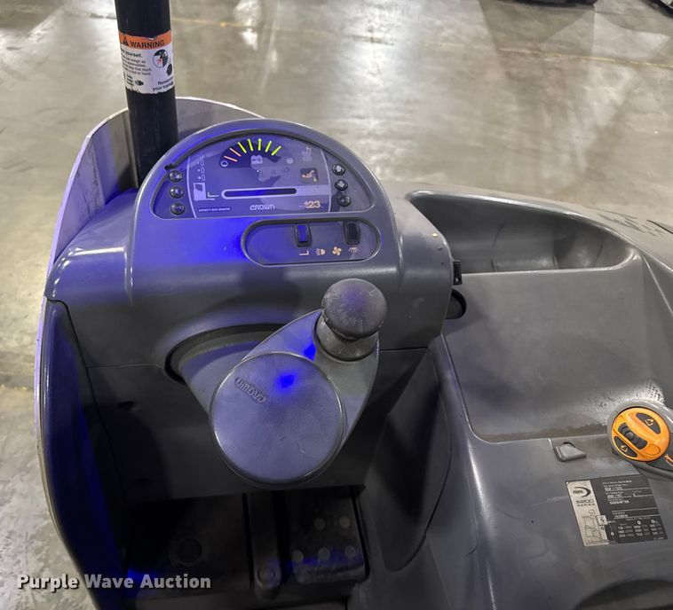 image for item EV1834 Crown RR5275S-45 reach truck