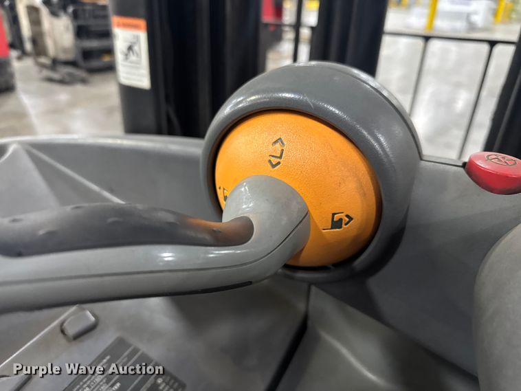 image for item EV1834 Crown RR5275S-45 reach truck