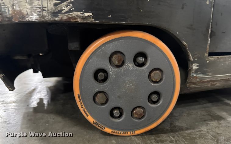 image for item EV1834 Crown RR5275S-45 reach truck