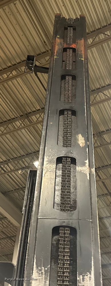 image for item EV1836 Crown RMD6095S-32 reach truck