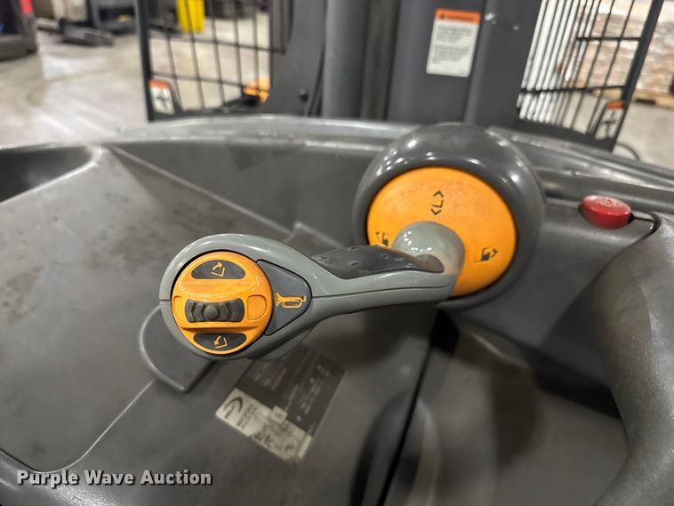 image for item EV1837 Crown RMD6095S-32 reach truck