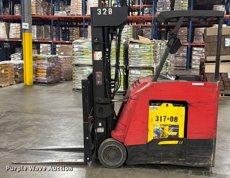 image for item EV1838 Raymond 4250 forklift