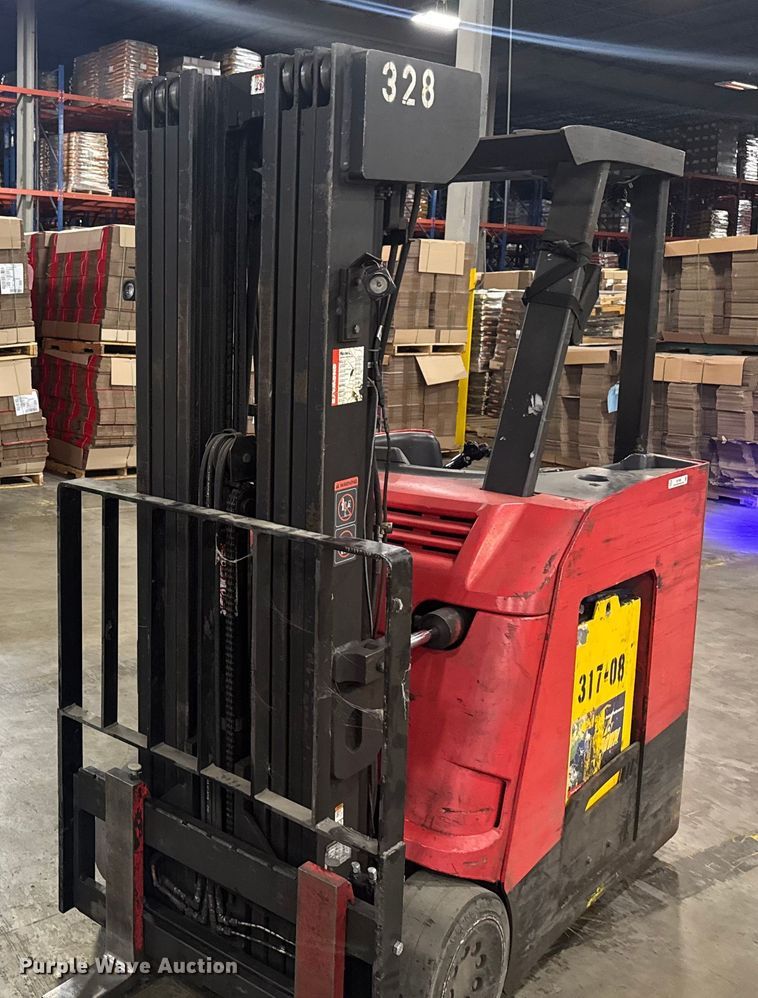 image for item EV1838 Raymond 4250 forklift