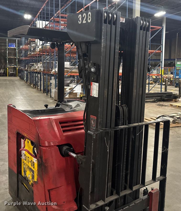 image for item EV1838 Raymond 4250 forklift