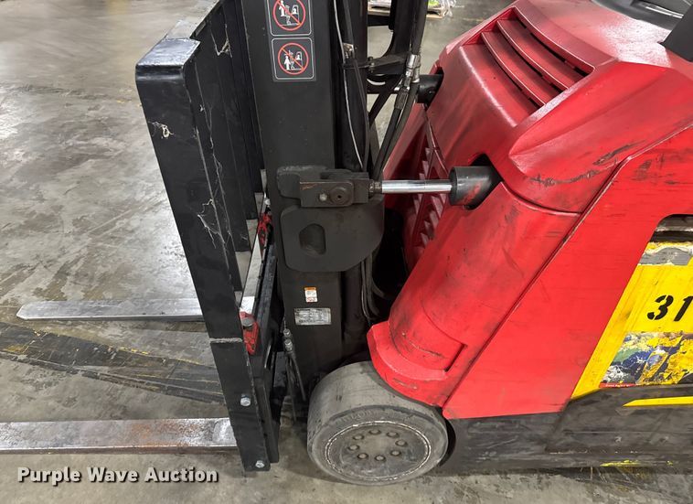 image for item EV1838 Raymond 4250 forklift
