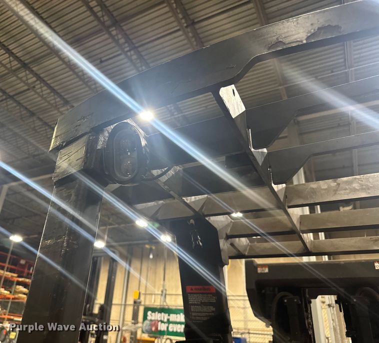 image for item EV1838 Raymond 4250 forklift