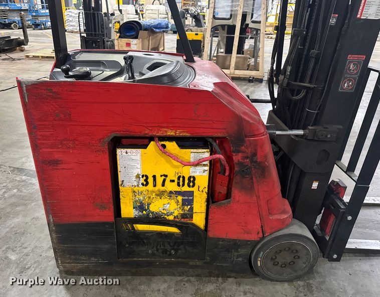 image for item EV1838 Raymond 4250 forklift