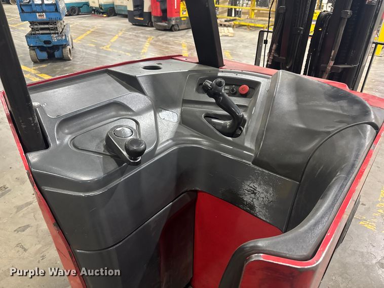 image for item EV1838 Raymond 4250 forklift