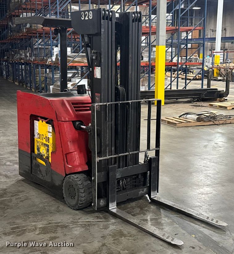 image for item EV1839 Raymond 4250 forklift