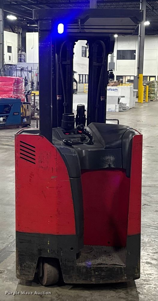 image for item EV1839 Raymond 4250 forklift