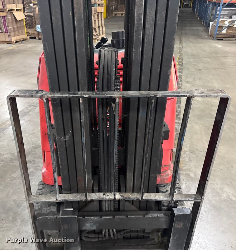 image for item EV1839 Raymond 4250 forklift