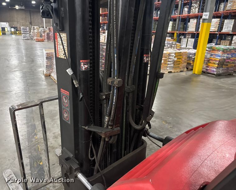 image for item EV1839 Raymond 4250 forklift