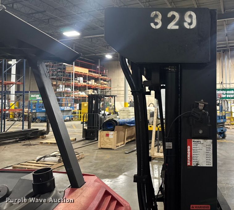image for item EV1839 Raymond 4250 forklift
