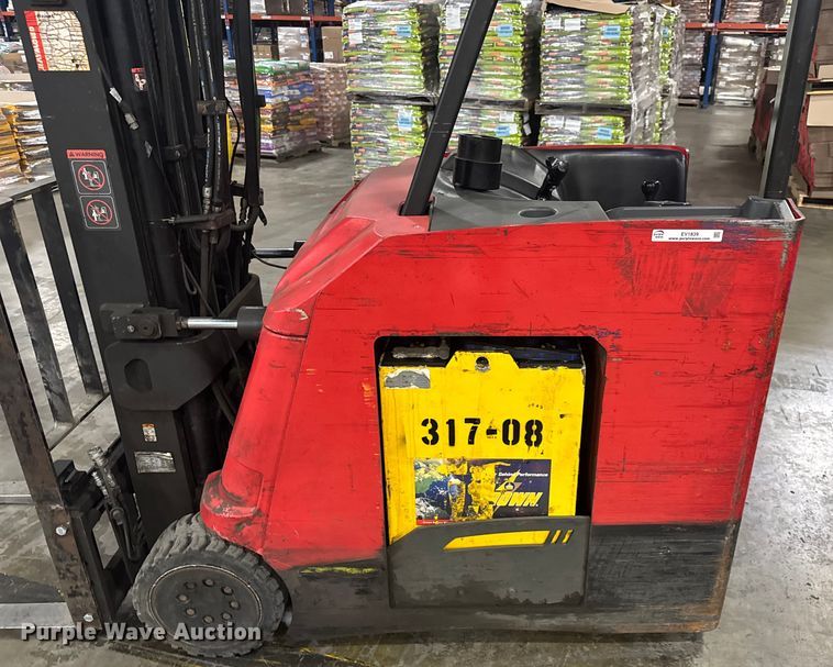 image for item EV1839 Raymond 4250 forklift