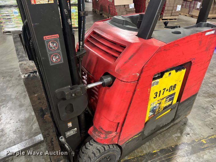 image for item EV1839 Raymond 4250 forklift