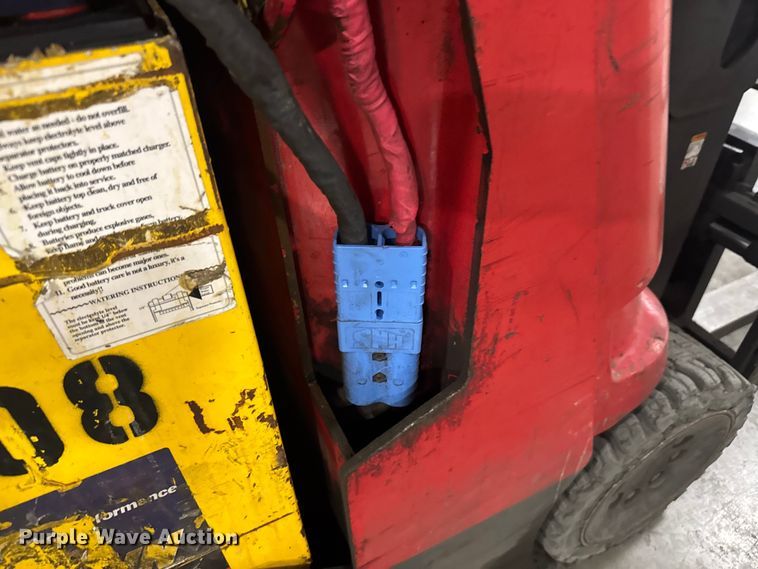 image for item EV1839 Raymond 4250 forklift