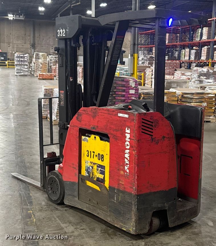image for item EV1840 Raymond 425-C40QM forklift