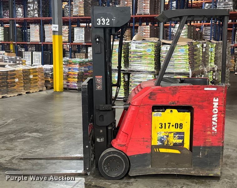 image for item EV1840 Raymond 425-C40QM forklift