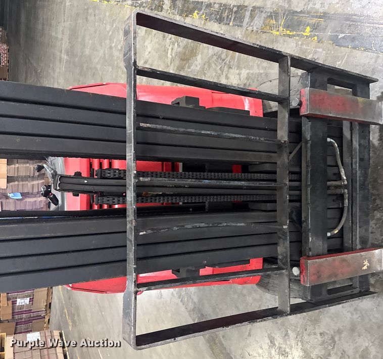 image for item EV1840 Raymond 425-C40QM forklift