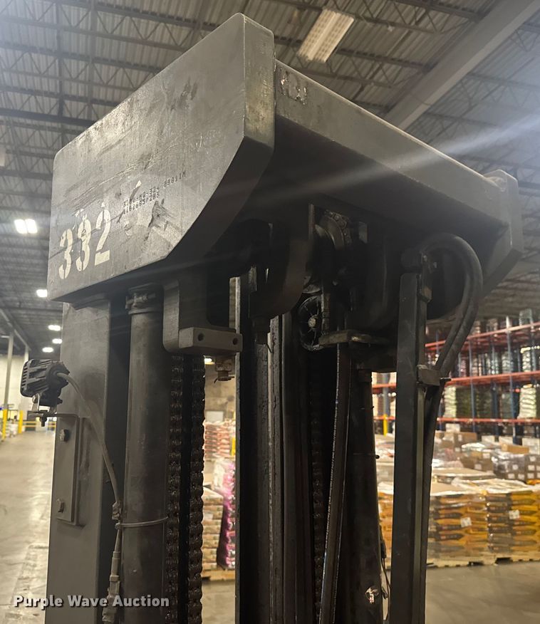 image for item EV1840 Raymond 425-C40QM forklift