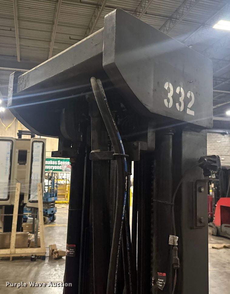 image for item EV1840 Raymond 425-C40QM forklift