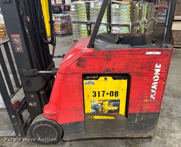 image for item EV1840 Raymond 425-C40QM forklift