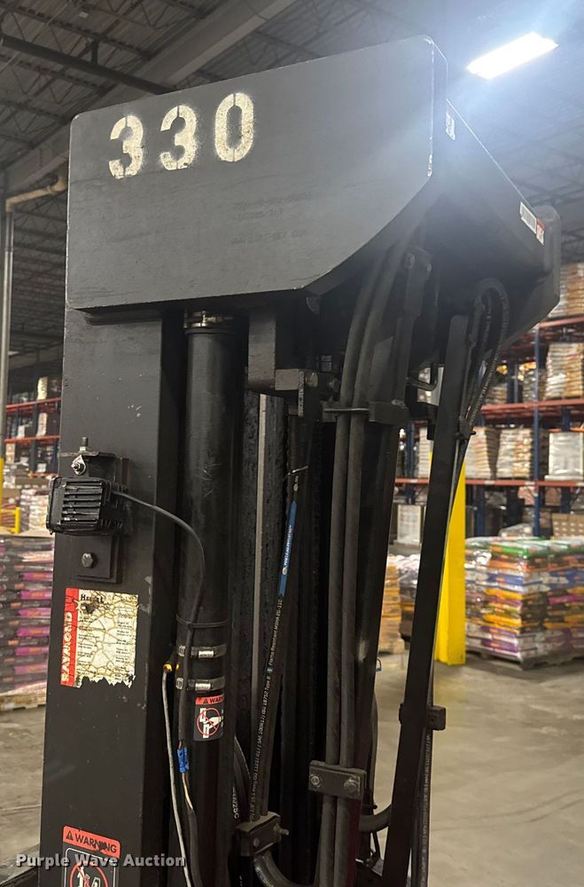 image for item EV1841 Raymond 4250 forklift