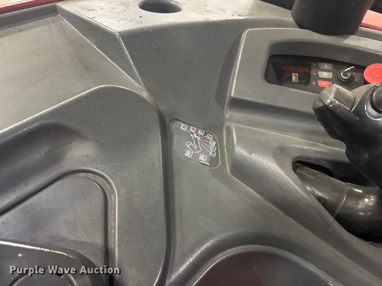 image for item EV1841 Raymond 4250 forklift