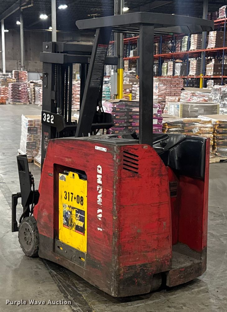 image for item EV1842 Raymond R40-C40TT forklift