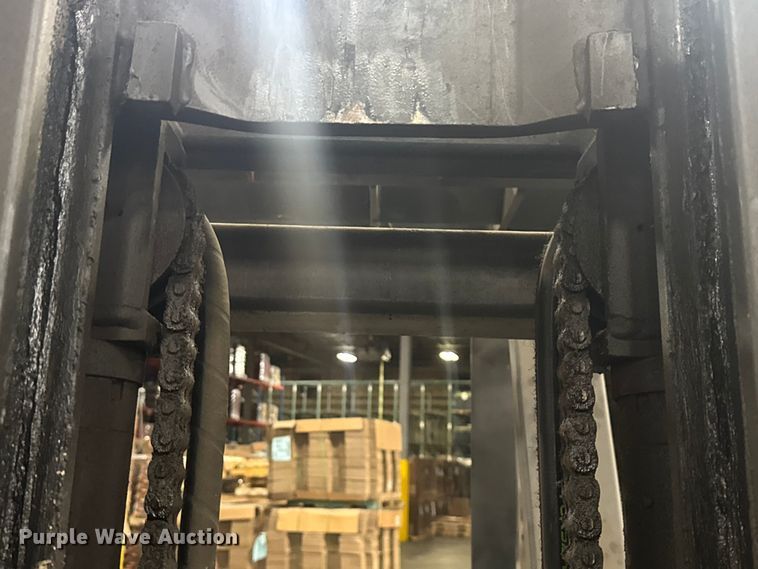 image for item EV1842 Raymond R40-C40TT forklift