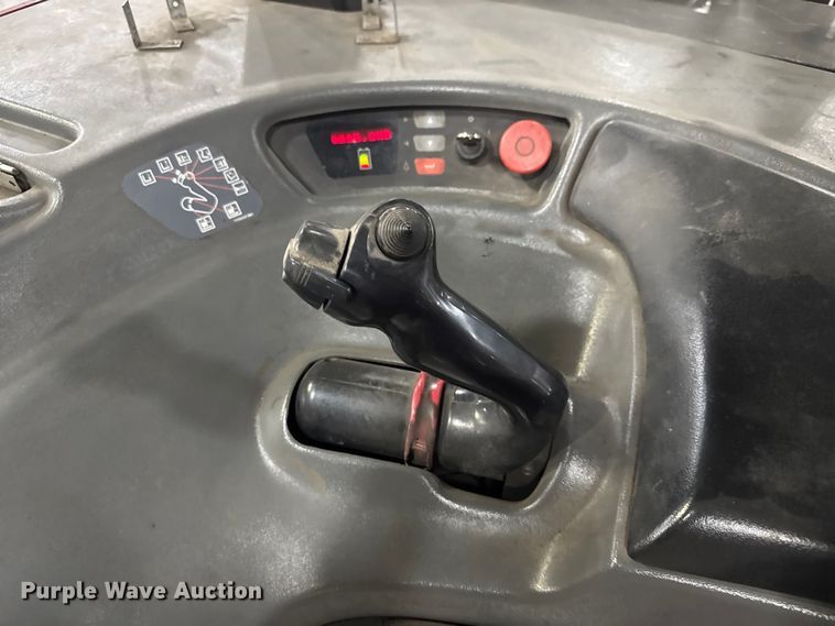 image for item EV1842 Raymond R40-C40TT forklift