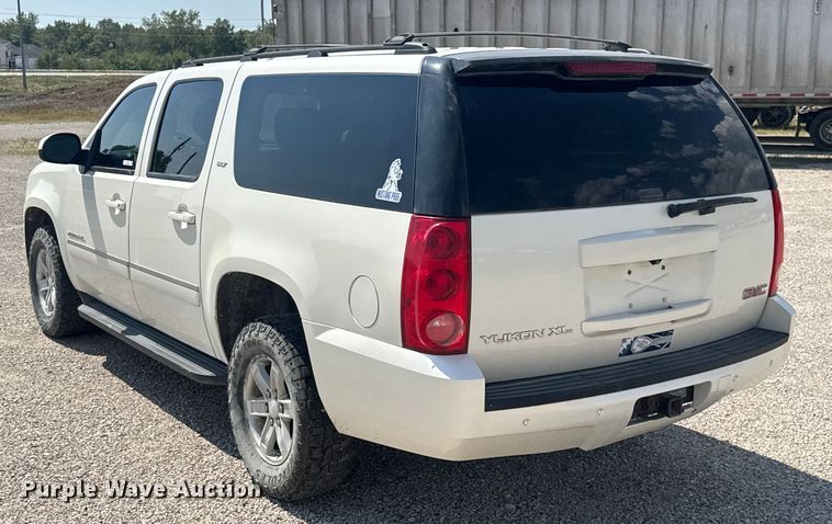 image for item EV1844 2014 GMC Yukon XL SUV