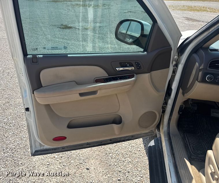 image for item EV1844 2014 GMC Yukon XL SUV