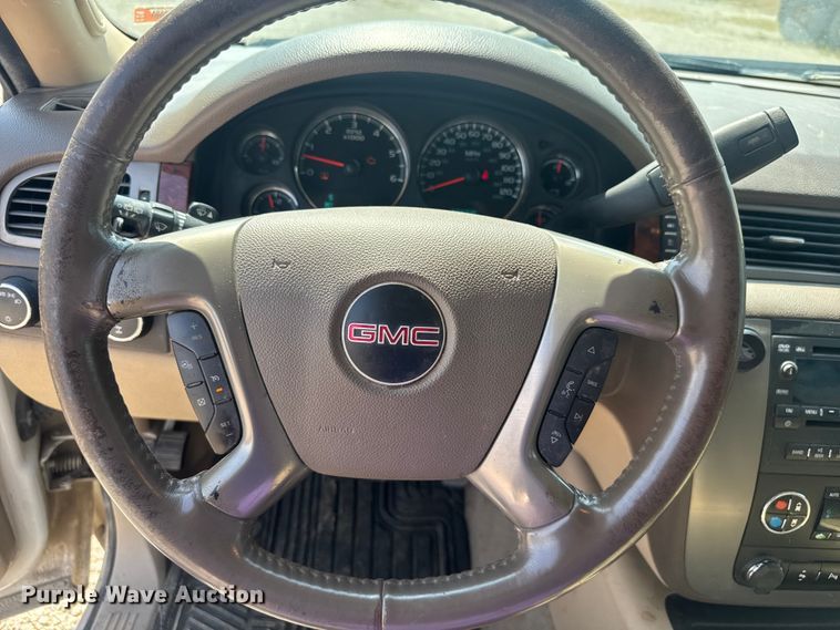 image for item EV1844 2014 GMC Yukon XL SUV