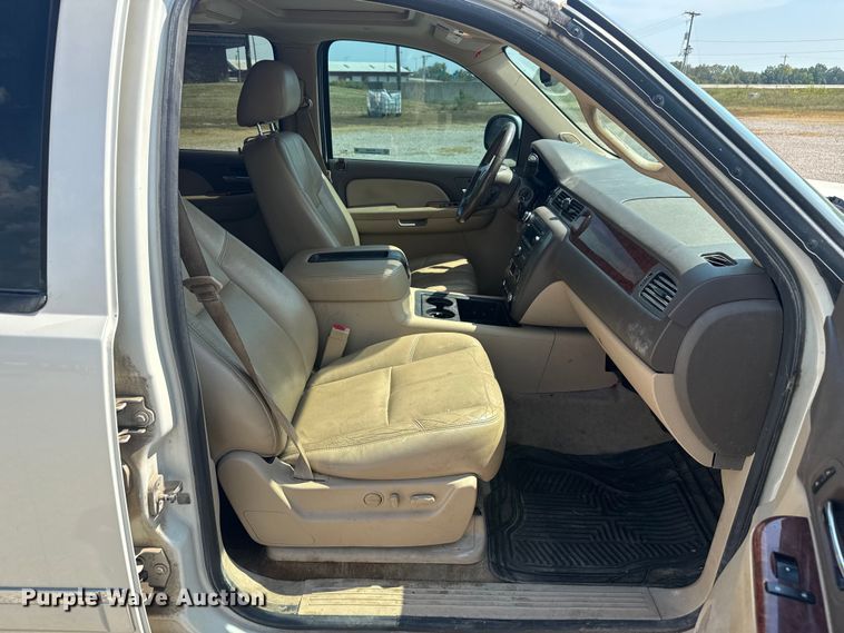 image for item EV1844 2014 GMC Yukon XL SUV