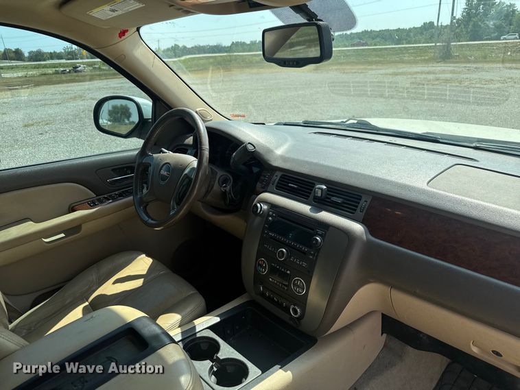 image for item EV1844 2014 GMC Yukon XL SUV