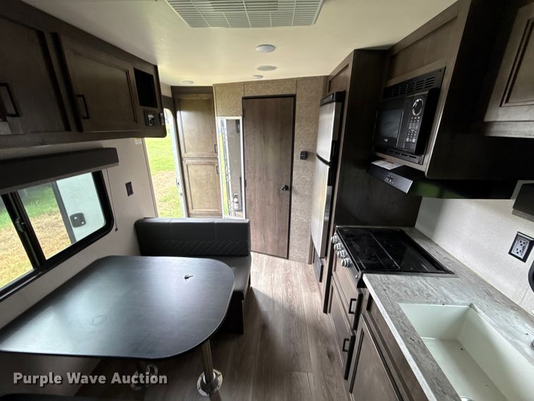 image for item GH9313 2021 StarCraft 172FB Autumn Ridge camper