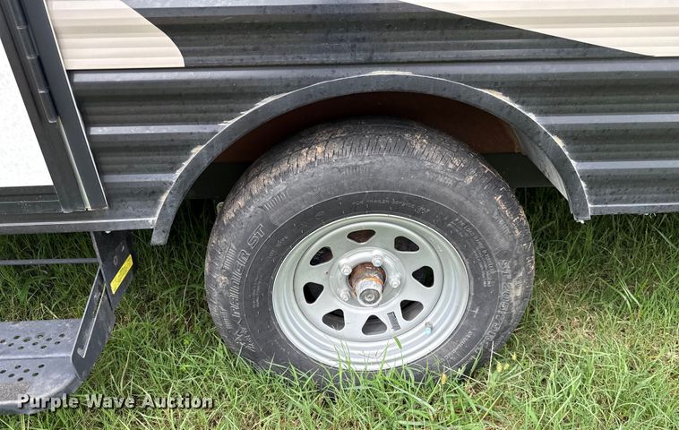 image for item GH9313 2021 StarCraft 172FB Autumn Ridge camper