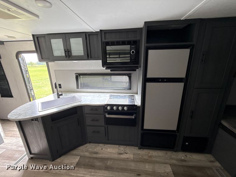 image for item GH9314 2021 Keystone Aspen Trail 26BH camper