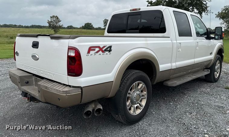 image for item GH9315 2012 Ford F250 Super Duty King Ranch Crew Cab pickup truck