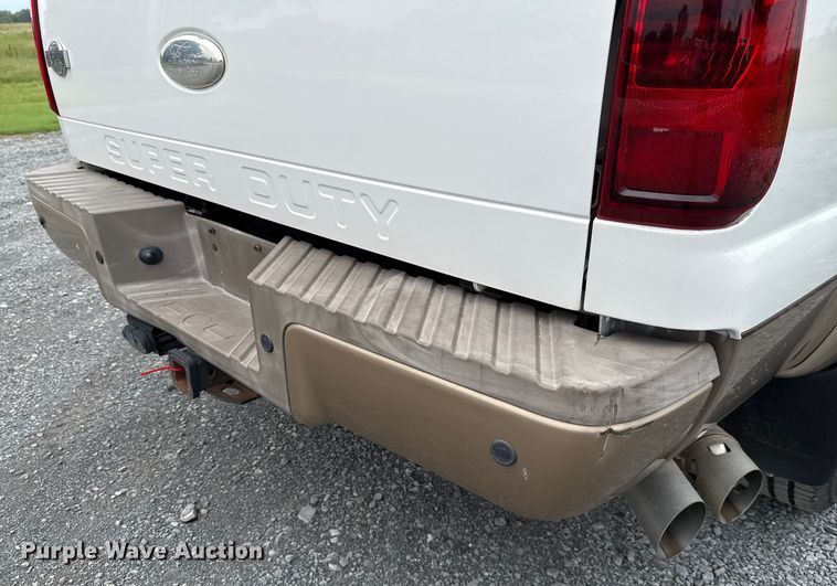 image for item GH9315 2012 Ford F250 Super Duty King Ranch Crew Cab pickup truck