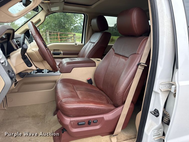 image for item GH9315 2012 Ford F250 Super Duty King Ranch Crew Cab pickup truck