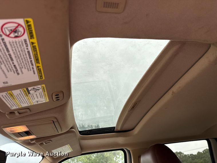 image for item GH9315 2012 Ford F250 Super Duty King Ranch Crew Cab pickup truck