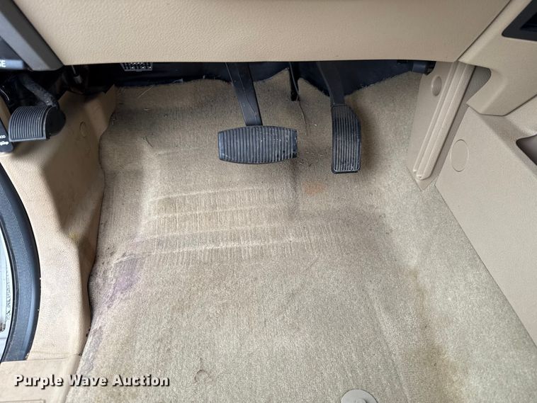 image for item GH9315 2012 Ford F250 Super Duty King Ranch Crew Cab pickup truck