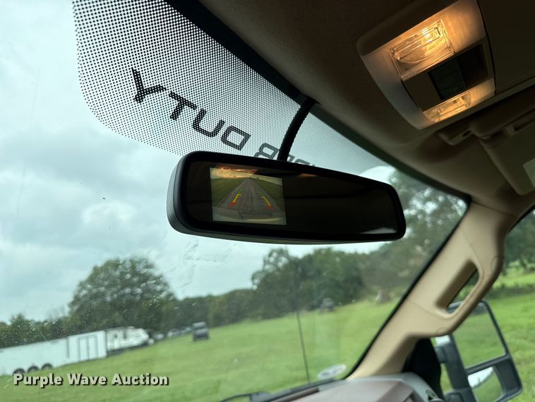 image for item GH9315 2012 Ford F250 Super Duty King Ranch Crew Cab pickup truck