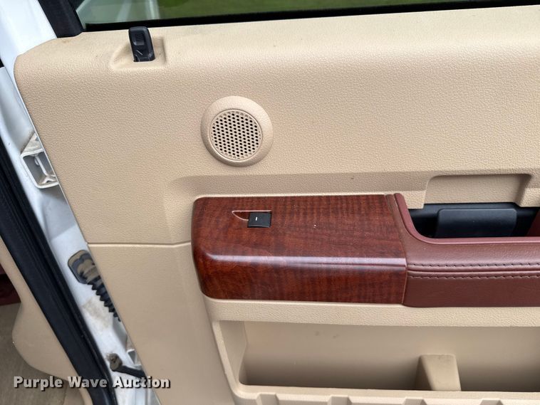 image for item GH9315 2012 Ford F250 Super Duty King Ranch Crew Cab pickup truck