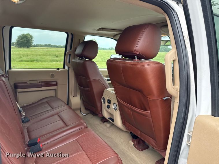 image for item GH9315 2012 Ford F250 Super Duty King Ranch Crew Cab pickup truck